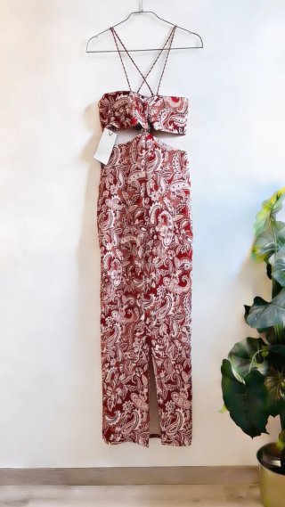 Vestido midi estampado cut out Zara. Talla S.