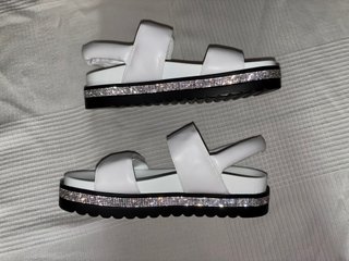 SANDALIAS BLANCAS CON PLATAFORMA MUJER - LIU JO