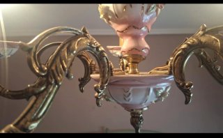 Lámpara Vintage Bronce y Porcelana Rosa
