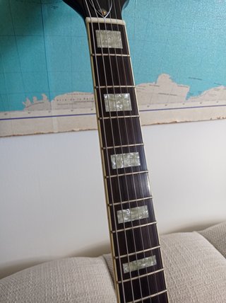 Guitarra Guild M-75 Aristocrat Antique