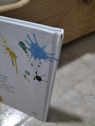 de Que Color Es Un Beso?