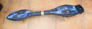 Patinetes de 3 ruedas .precio 5 €  cada uno