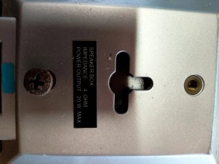Altavoces Onkyo y Sony