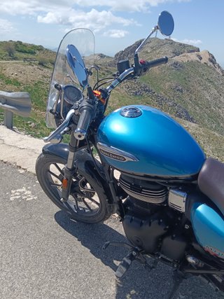 Royal Enfield Meteor 350 2024