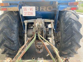 Tractor Ebro 6070