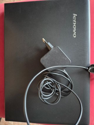 Portátil Lenovo Ideapad 100 15IBD
