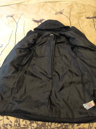 Chaquetón negro con capucha 13/14 años