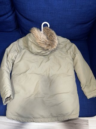 Chaqueta abrigo con capucha verde y naranja