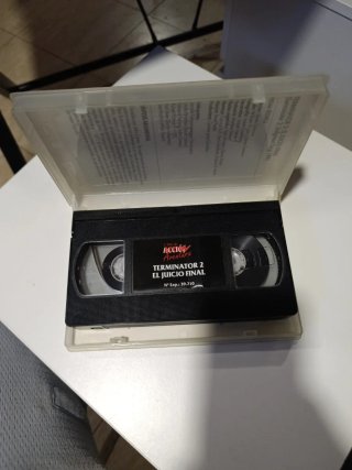 Película VHS Terminator 2 Juicio Final