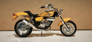 Maqueta Varias, BMW, Honda... Esc. 1:18