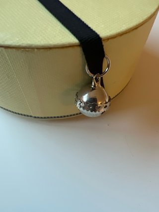 Cajita redonda Tous beige cascabel