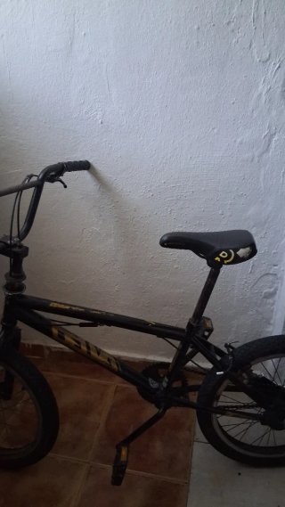 Bicicletta BMX Avigo Black 20