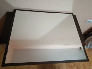 Dormitorio matrimonio wengue y blanco