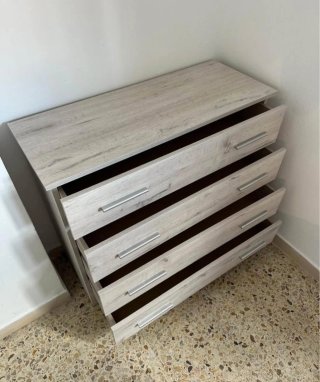 Armarios,2,3,4 puertas y 2 cajones,canapés,colchon