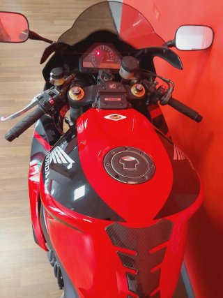 Honda CBR 1000 RR Roja