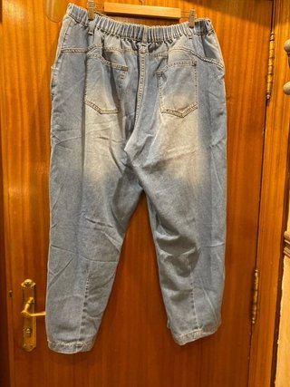 Pantalón vaquero ancho