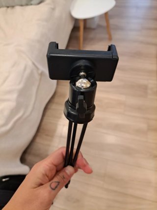 Soporte Trípode Móvil Negro