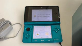 Nintendo 3DS Azul con Caja y Accesorios