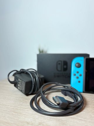 Nintendo Switch Azul y Rojo