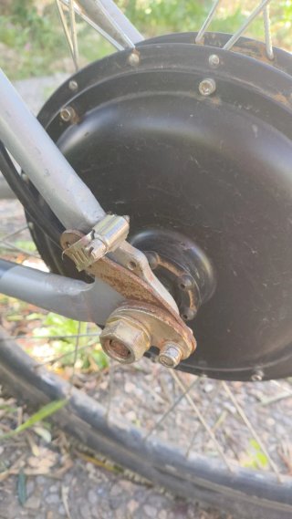 Bici eléctrica muy potente y rápida.