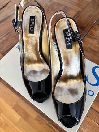 Guess Peep Toe Tacón Charol Negro Talla 39