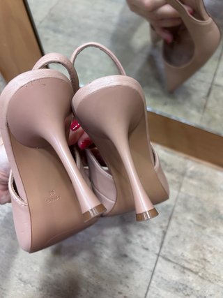 Zapatos Mango destalonados nude talla 36