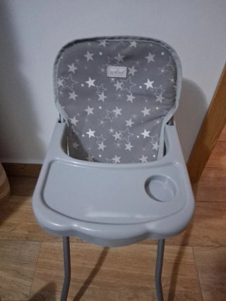 Trona para muñeca con estrellas marca la nina