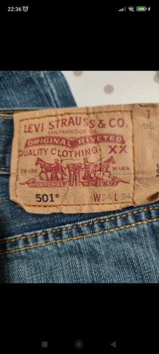 Pantalón Levis chico Talla 34-34
