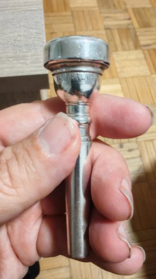 Boquilla trompeta Yamaha Bobby shew jazz model