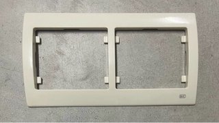 Enchufes e interruptores BJC serie Iris beige