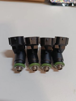 Inyectores de combustible (Set de 4) VW Polo