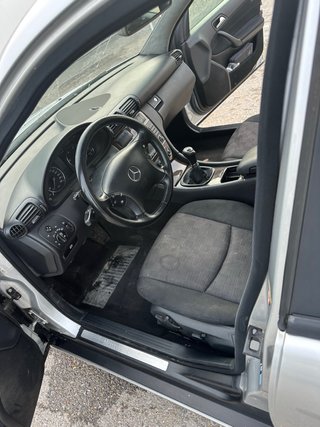 Mercedes-Benz Clase C 2006