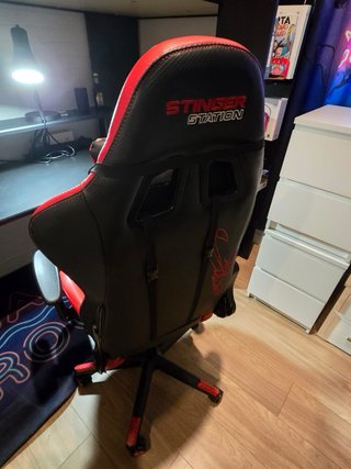 Muebles Habitación Gamer Negra y Roja