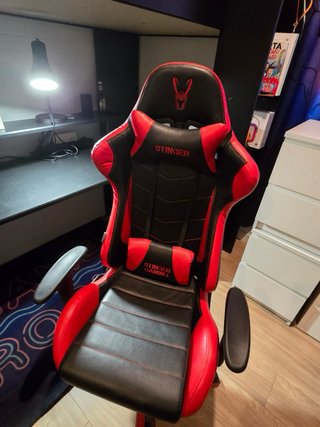 Muebles Habitación Gamer Negra y Roja