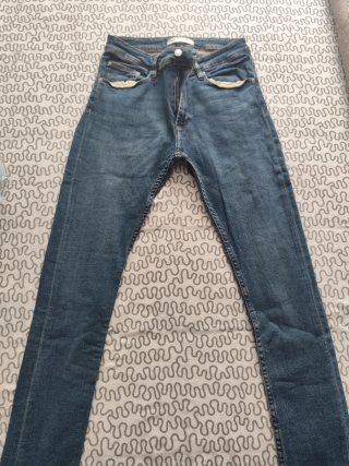 Pantalones vaqueros azules chica + Camisa de regal