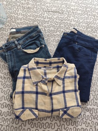 Pantalones vaqueros azules chica + Camisa de regal