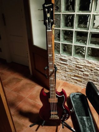 Bajo Epiphone EB-3 SG Cherry + Estuche Rígido