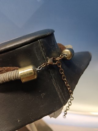5 collares, colgantes diferentes, con material reciclado y cadena, observa las fotos
