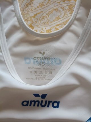 Equipación atletismo Alcorcón mujer Amura