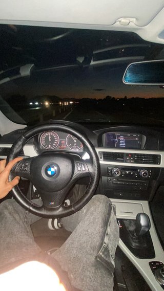 BMW 330D averiado