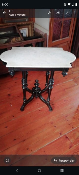 Mesa auxiliar mármol y madera oscura