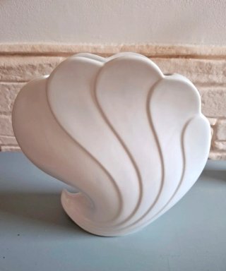 Vaso Seltmann Weiden a forma di conchiglia