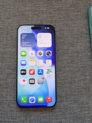 iPhone 16 Pro Max