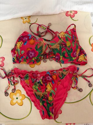 Bikini Tropical Estampado Floral