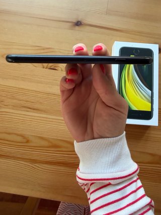 iPhone SE 2020 Negro 64GB