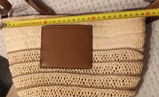 Bolso de rafia y piel