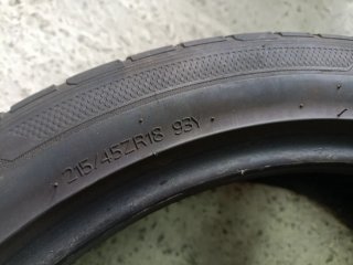 Neumáticos 215/45R18