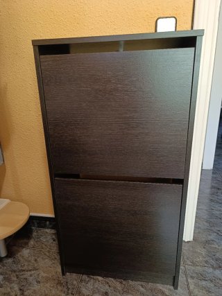 3 Zapateros de madera marrón