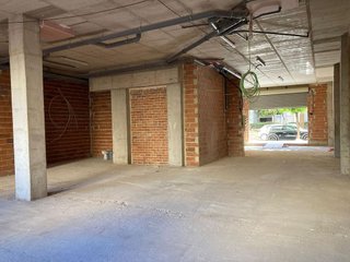 Local comercial en alquiler en Zona Avenida al Vedat en Torrent