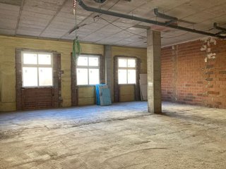 Local comercial en alquiler en Zona Avenida al Vedat en Torrent